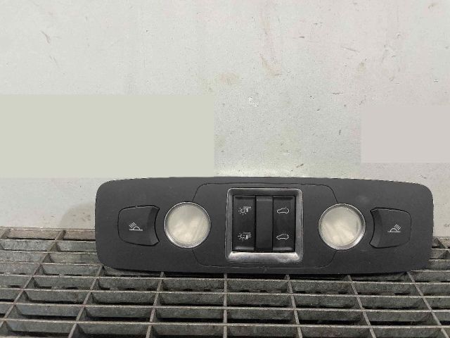 bontott AUDI Q7 Beltér Világítás Első