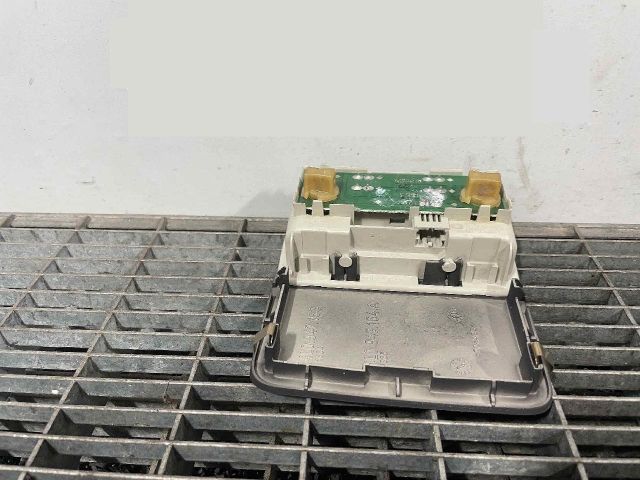 bontott AUDI Q7 Beltér Világítás Első