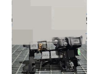 bontott AUDI Q7 Biztosítéktábla Utastér