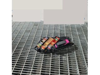 bontott AUDI Q7 Biztosítéktábla Utastér