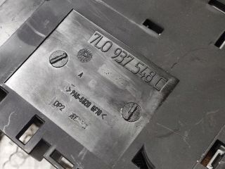 bontott AUDI Q7 Biztosítéktábla Utastér