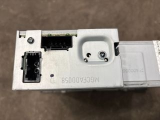 bontott AUDI Q7 CD / DVD Tár