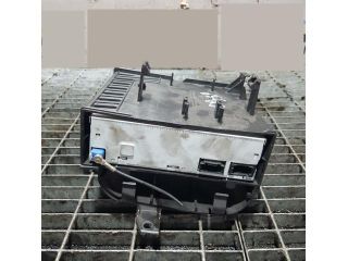 bontott AUDI Q7 CD / DVD Tár