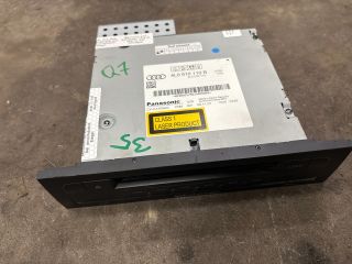 bontott AUDI Q7 CD / DVD Tár