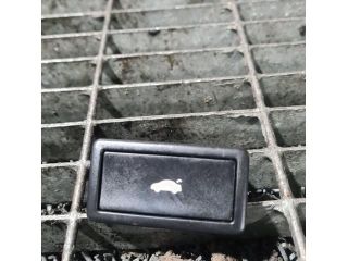 bontott AUDI Q7 Csomagtér Nyitó Kar / Gomb