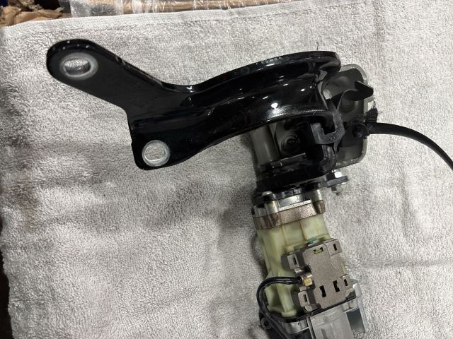 bontott AUDI Q7 Csomagtérajtó Motor