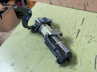 bontott AUDI Q7 Csomagtérajtó Motor