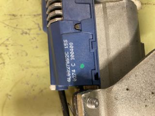 bontott AUDI Q7 Csomagtérajtó Motor