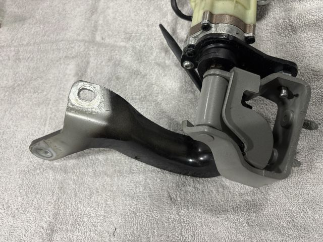 bontott AUDI Q7 Csomagtérajtó Motor