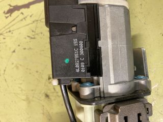 bontott AUDI Q7 Csomagtérajtó Motor