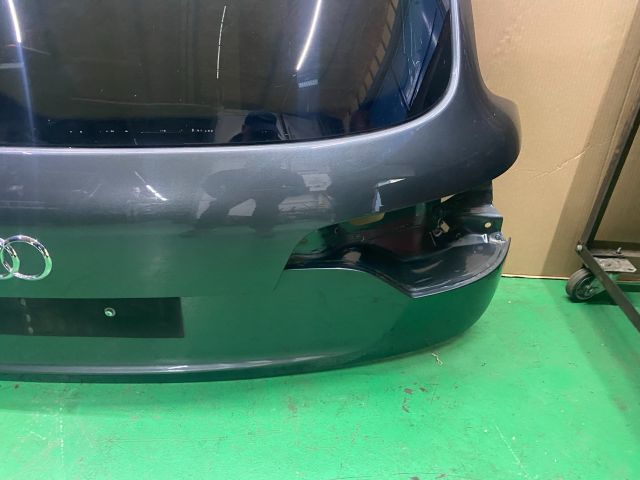 bontott AUDI Q7 Csomagtérajtó (Üres lemez)