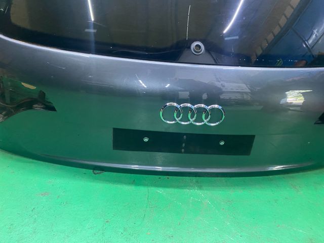 bontott AUDI Q7 Csomagtérajtó (Üres lemez)