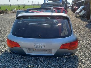 bontott AUDI Q7 Csomagtérajtó (Üres lemez)