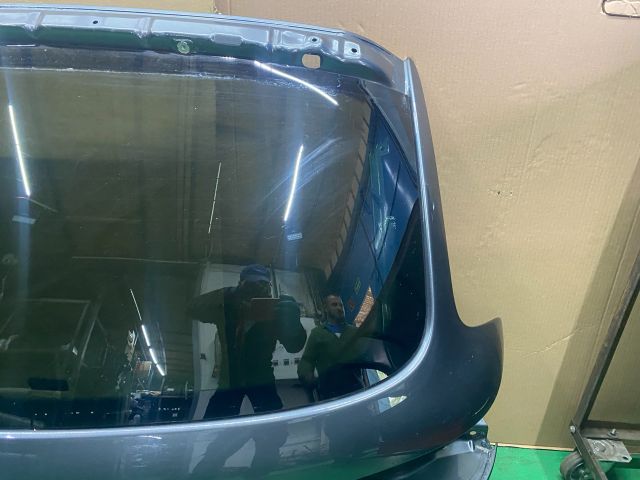 bontott AUDI Q7 Csomagtérajtó (Üres lemez)