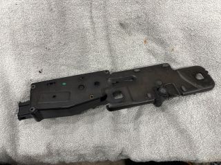 bontott AUDI Q7 Csomagtérajtó Zárszerkezet