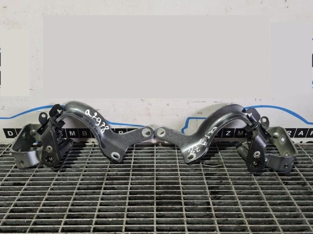 bontott AUDI Q7 Csomagtérajtó Zsanér