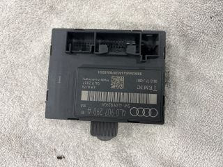 bontott AUDI Q7 Elektronika (Magában)