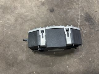 bontott AUDI Q7 Előtét Ellenállás Fűtőmotor