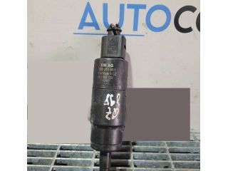 bontott AUDI Q7 Első Ablakmosó Szivattyú