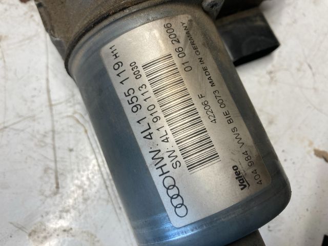 bontott AUDI Q7 Első Ablaktörlő Motor