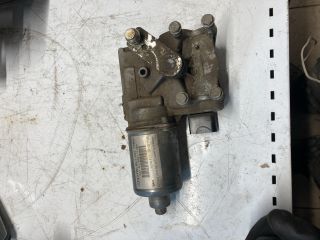 bontott AUDI Q7 Első Ablaktörlő Motor