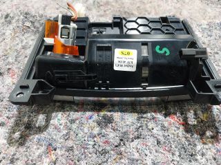 bontott AUDI Q7 Első Hamutartó