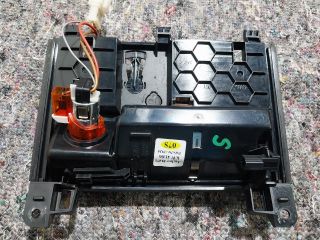 bontott AUDI Q7 Első Hamutartó