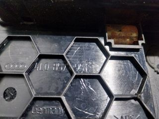 bontott AUDI Q7 Első Hamutartó