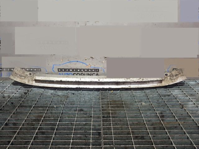 bontott AUDI Q7 Első Lökhárító Merevítő (Fém)