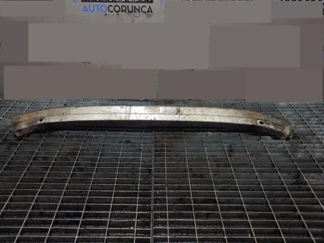 bontott AUDI Q7 Első Lökhárító Merevítő (Fém)