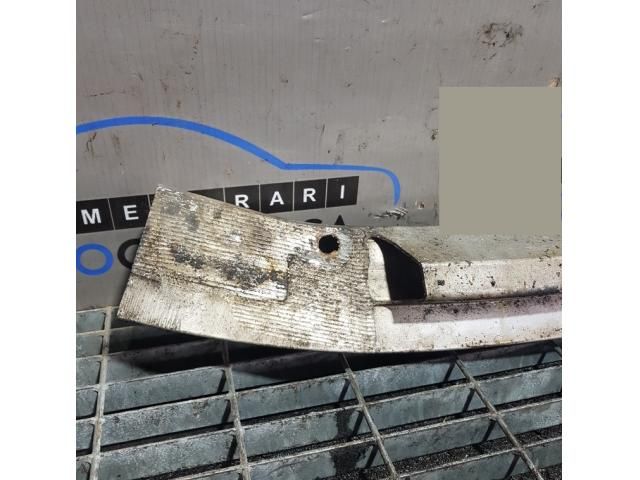 bontott AUDI Q7 Első Lökhárító Merevítő (Fém)