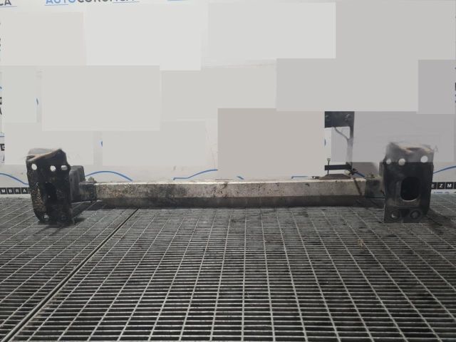 bontott AUDI Q7 Első Lökhárító Merevítő (Fém)