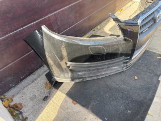 bontott AUDI Q7 Első Lökhárító (Részeivel)