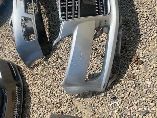 bontott AUDI Q7 Első Lökhárító (Részeivel)