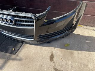 bontott AUDI Q7 Első Lökhárító (Részeivel)