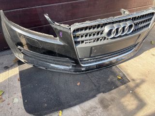 bontott AUDI Q7 Első Lökhárító (Részeivel)