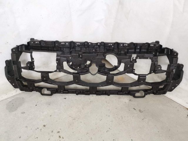 bontott AUDI Q7 Első Lökhárító Tartó Felső