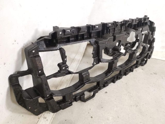 bontott AUDI Q7 Első Lökhárító Tartó Felső