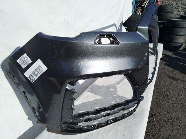 bontott AUDI Q7 Első Lökhárító (Üresen)