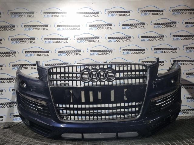 bontott AUDI Q7 Első Lökhárító (Üresen)