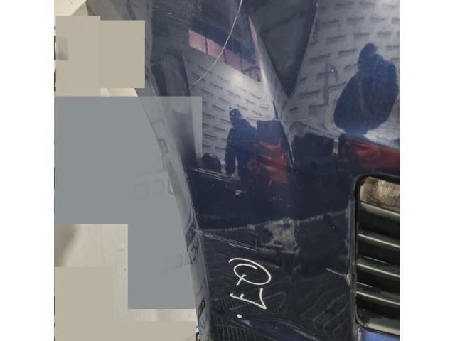 bontott AUDI Q7 Első Lökhárító (Üresen)