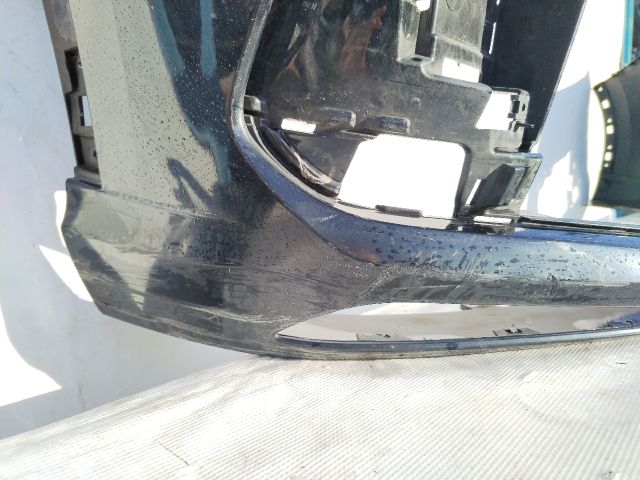 bontott AUDI Q7 Első Lökhárító (Üresen)