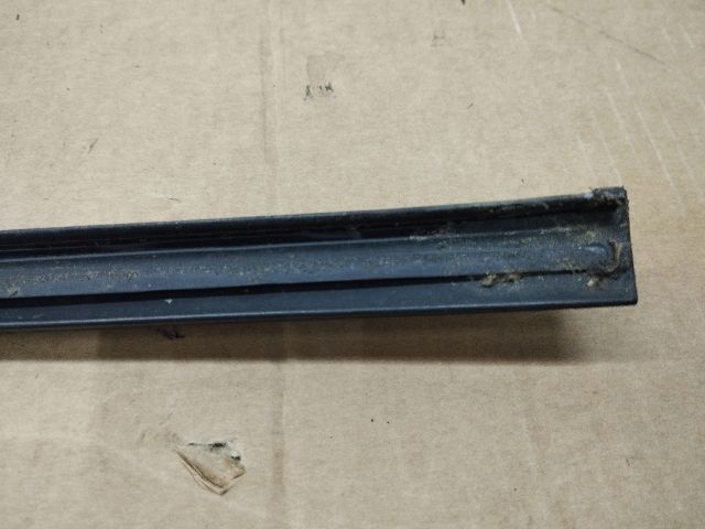 bontott AUDI Q7 Első Szélvédő Bal Díszléc