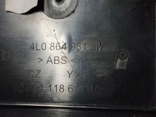 bontott AUDI Q7 Első Tároló Rekesz