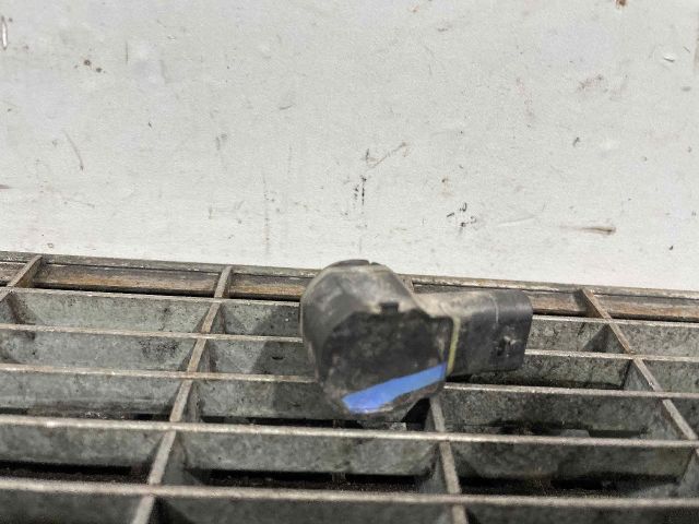 bontott AUDI Q7 Első Tolatóradar Fej