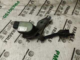 bontott AUDI Q7 Első Xenon Szintszabályzó Jeladó