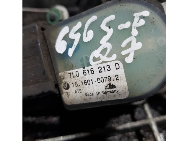 bontott AUDI Q7 Első Xenon Szintszabályzó Jeladó