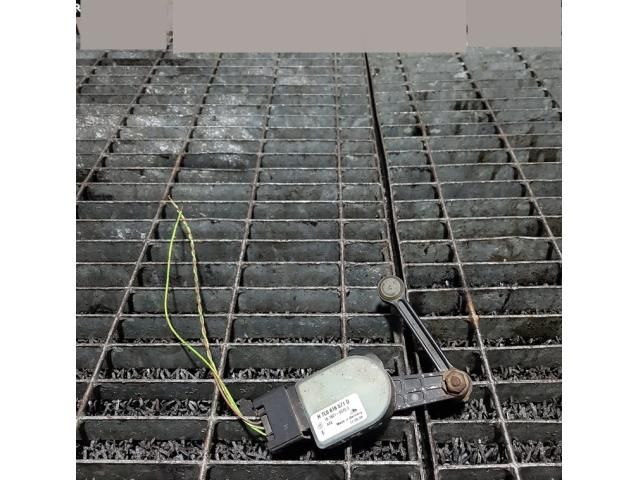 bontott AUDI Q7 Első Xenon Szintszabályzó Jeladó