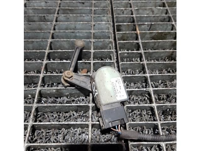 bontott AUDI Q7 Első Xenon Szintszabályzó Jeladó