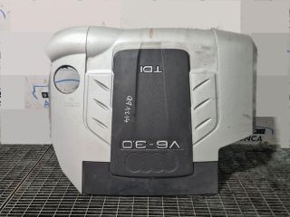 bontott AUDI Q7 Felső Hűtőburkolat